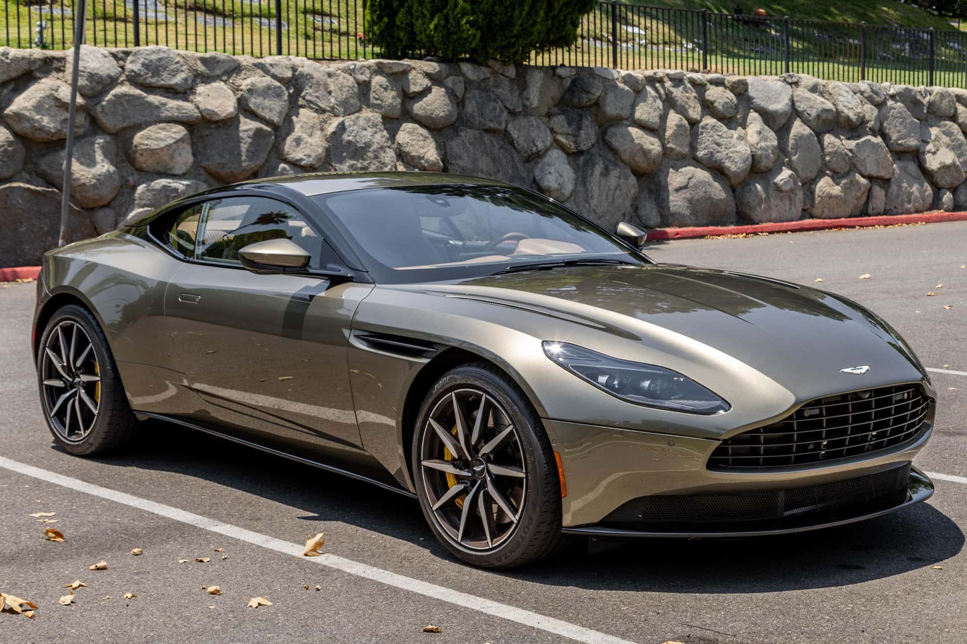 2019 Aston Martin DB11 sold for $103,000