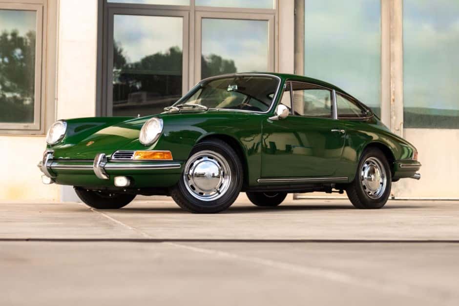 1965 Porsche SWB 911 (1965-1968) sold for $185,000