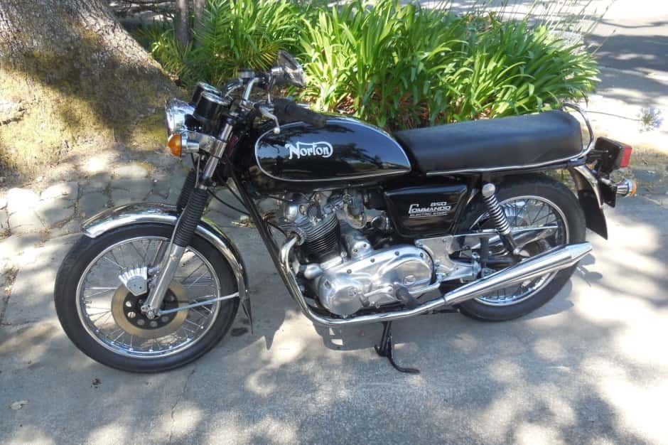 1975 Norton Commando sold for $7,700