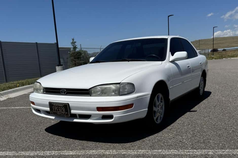 1992 Toyota Camry sold for $5,500