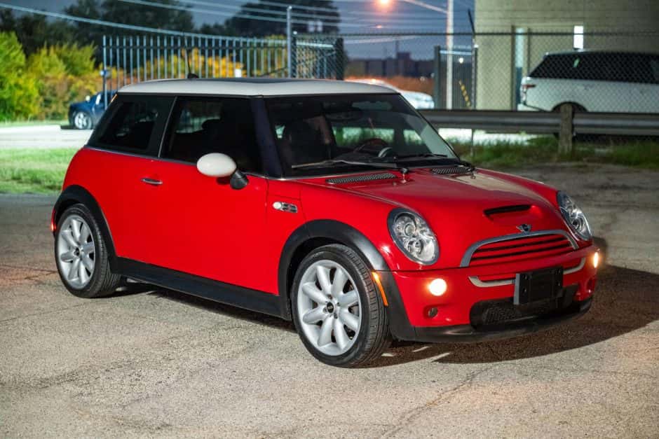 2005 Mini R53 Cooper S sold for $6,500