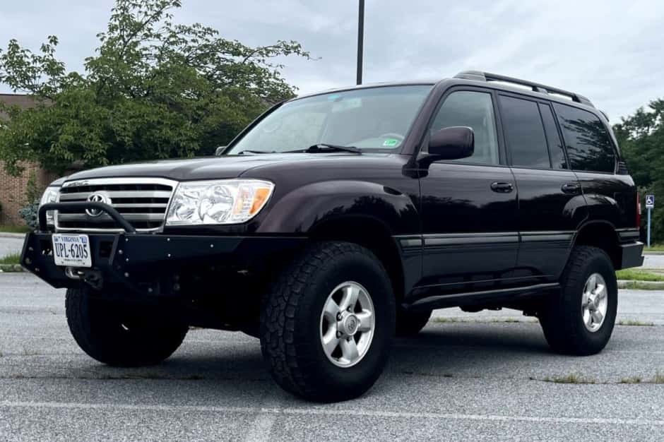 2007 Toyota Land Cruiser 100-Series sold for $34,000