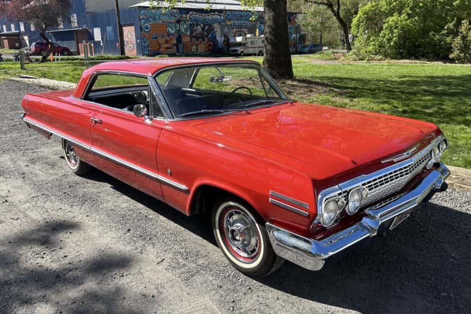 1963 Chevrolet Impala (1961-1964) sold for $31,000