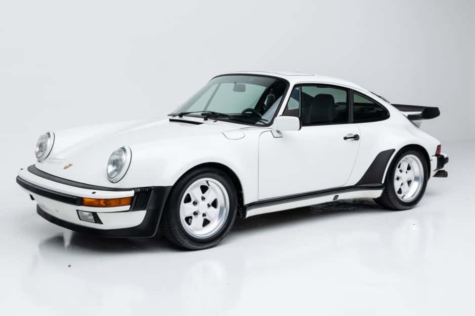 1989 Porsche 930 Turbo sold for $260,000