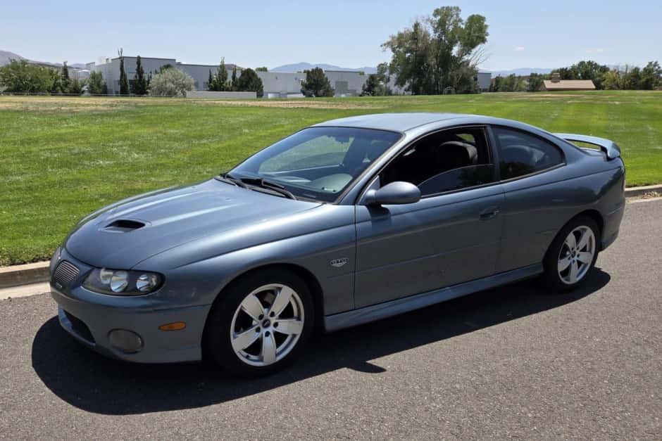 2006 Pontiac GTO (2004-2006) sold for $9,500