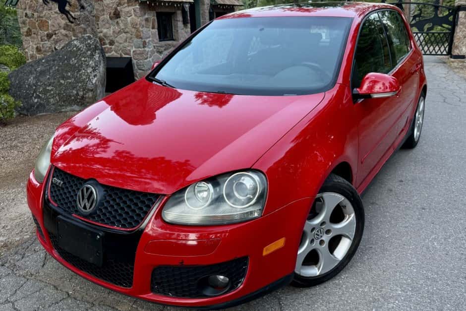 2008 Volkswagen GTI Mk5 sold for $4,700