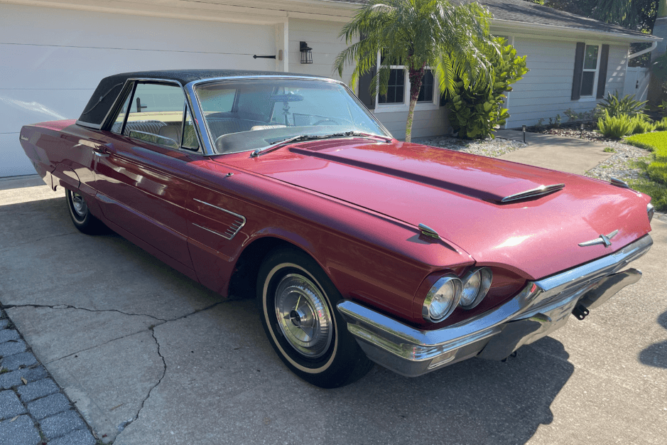1965 Ford Thunderbird (1964-1966) sold for $9,000