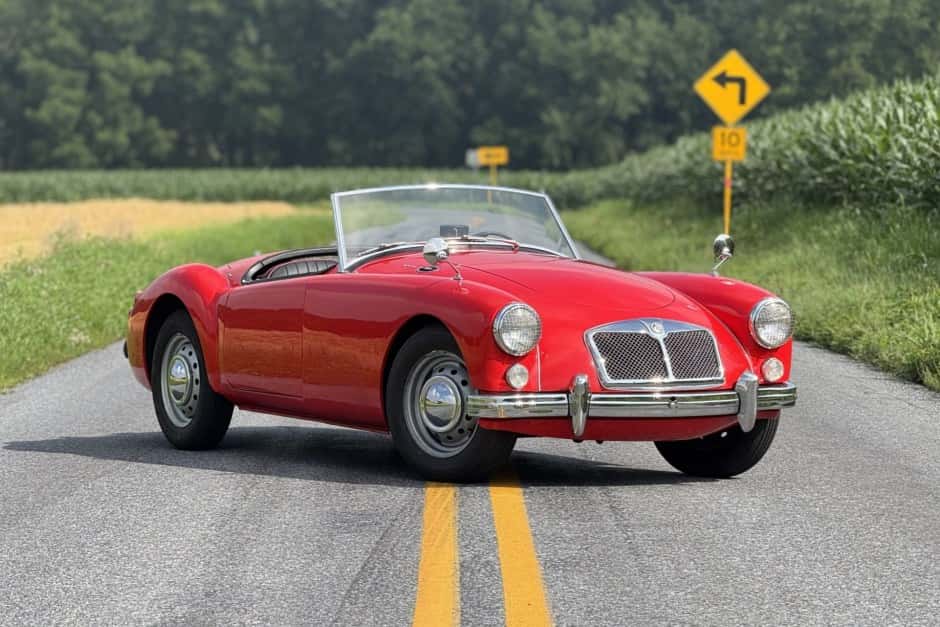 1960 MG MGA sold for $28,550