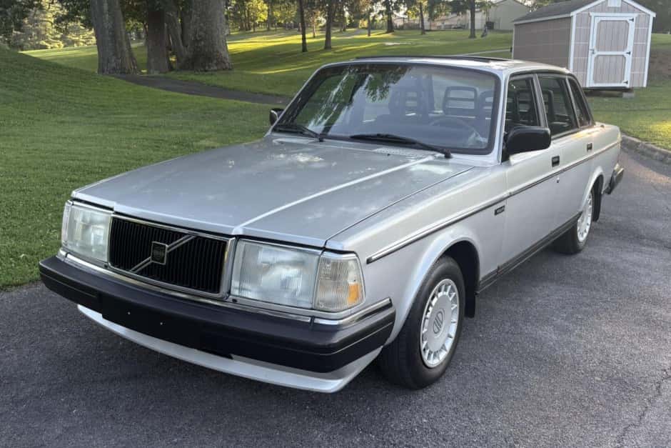 1991 Volvo 240 sold for $17,750