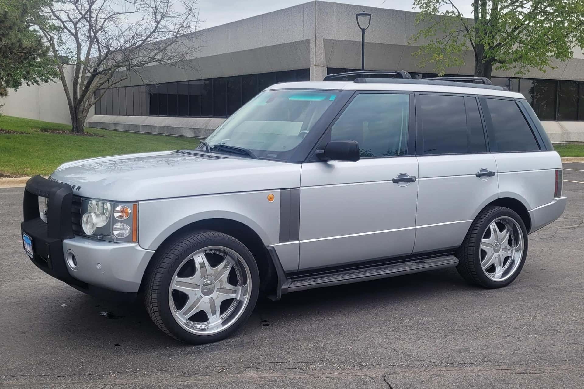 2004 Land Rover Range Rover sold for $6,600