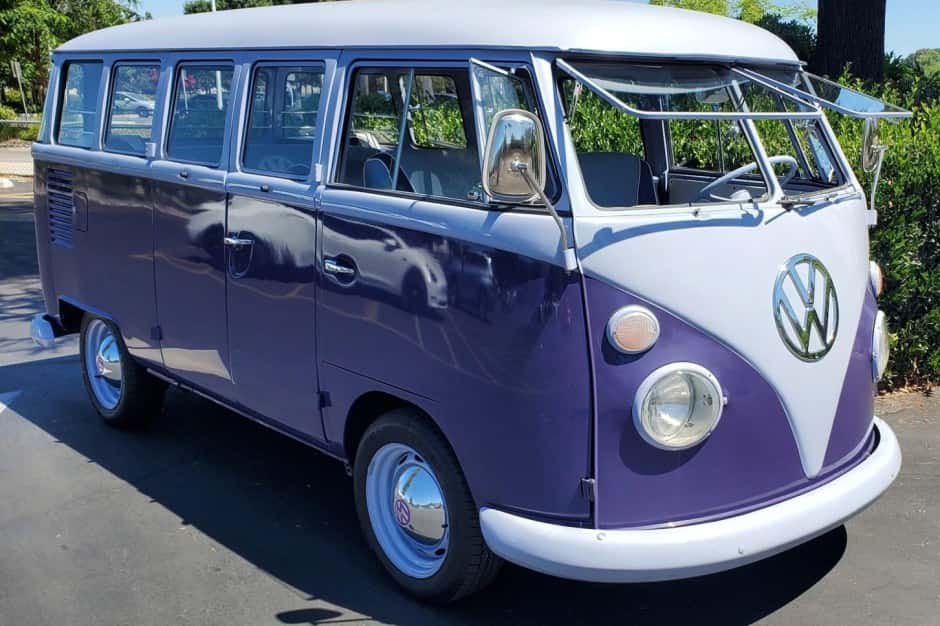 1963 Volkswagen Split-Window Bus sold for $40,000