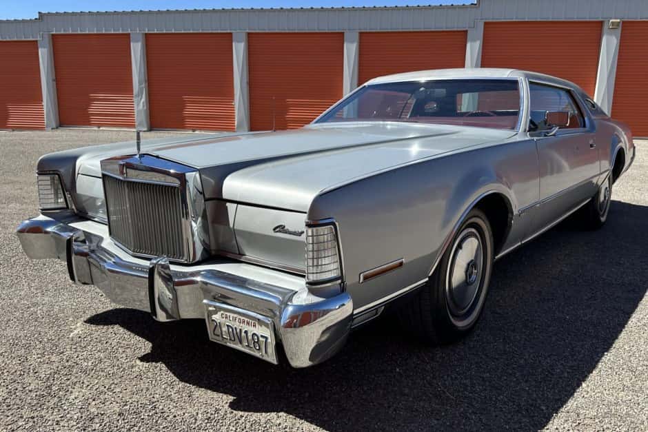 1973 Lincoln Continental Mark IV (1972-1976) sold for $5,200