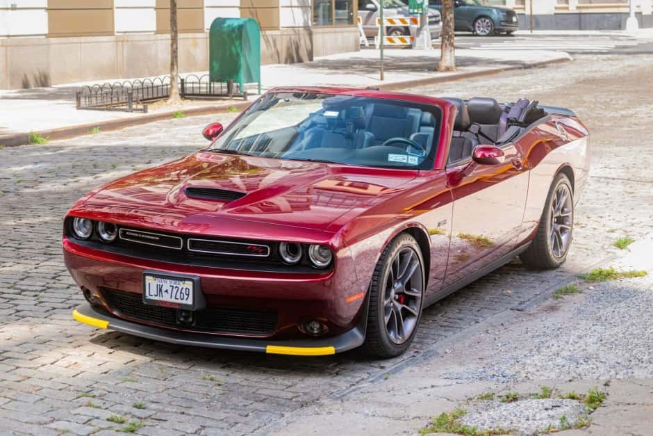 2023 Dodge Challenger (non-SRT, 2009-2023) sold for $47,350