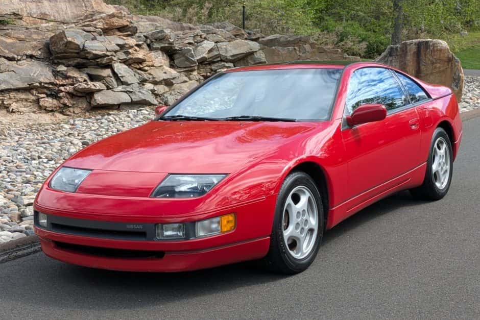 1990 Nissan Z32 300ZX sold for $13,500