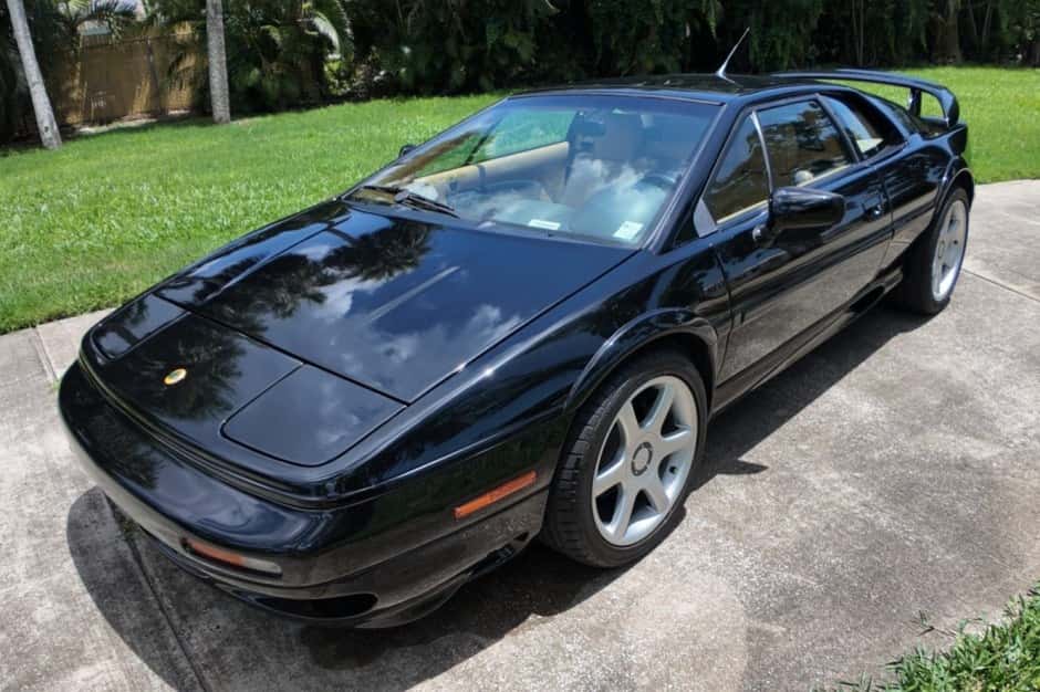 1998 Lotus Esprit sold for $46,750