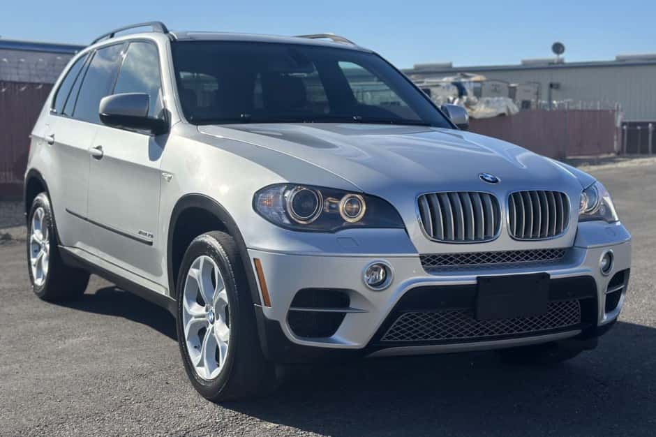 2011 BMW X5 sold for $8,000