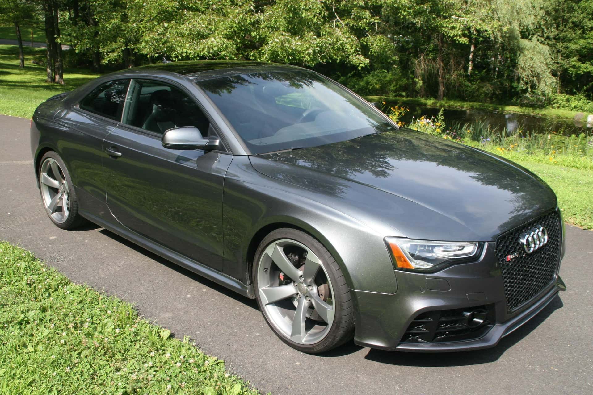 2013 Audi RS5 sold for $35,700