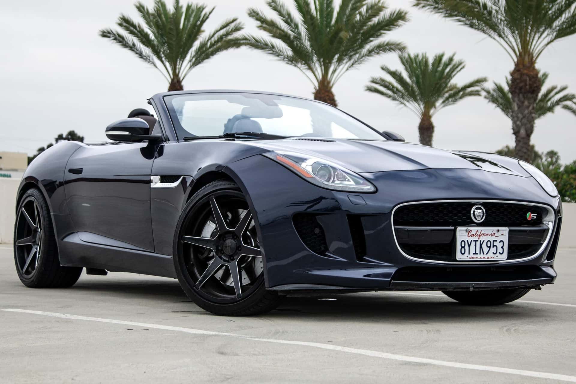 2014 Jaguar F-Type sold for $14,877