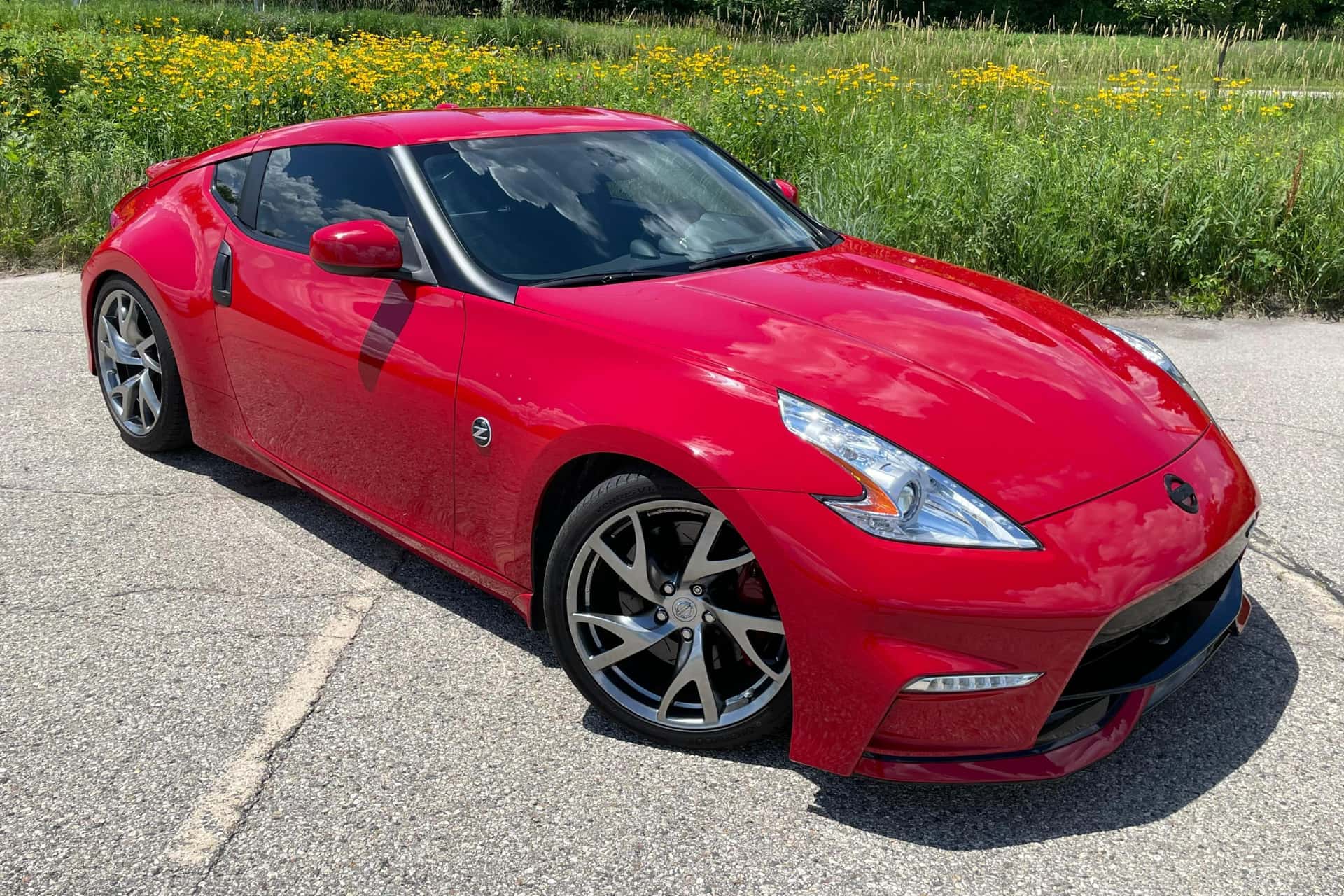 2016 Nissan 370Z sold for $18,556
