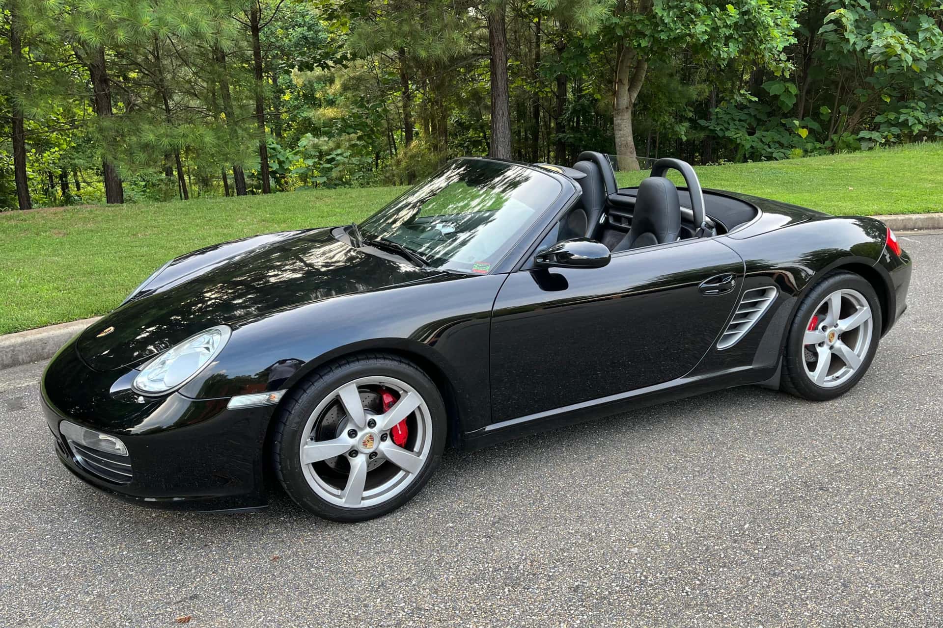2007 Porsche 987 Boxster sold for $22,750