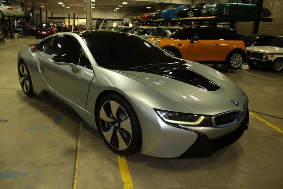 0 BMW i8 sold for $5,200