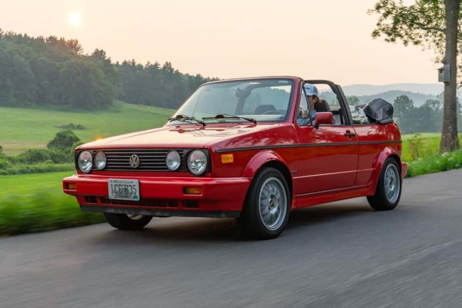 1992 Volkswagen Golf/Rabbit Cabriolet Mk1 sold for $9,500