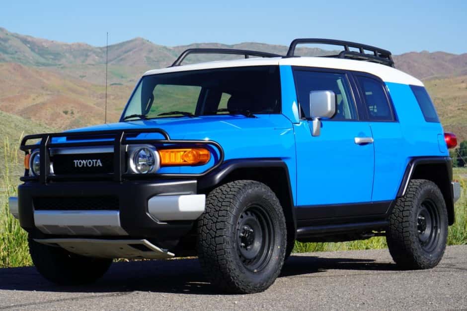 2007 Toyota FJ Cruiser sold for $40,500
