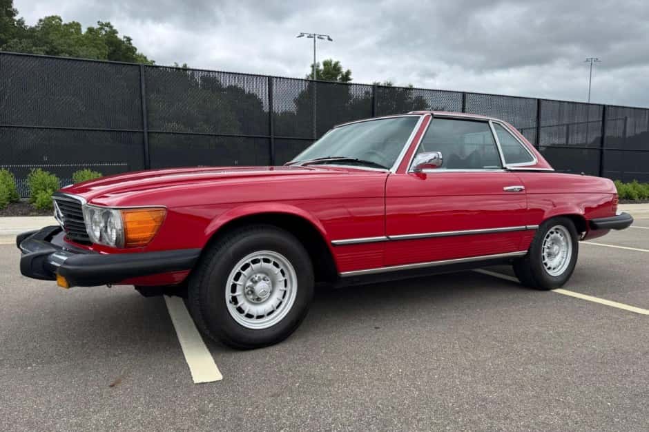 1974 Mercedes-Benz R107 SL sold for $7,351
