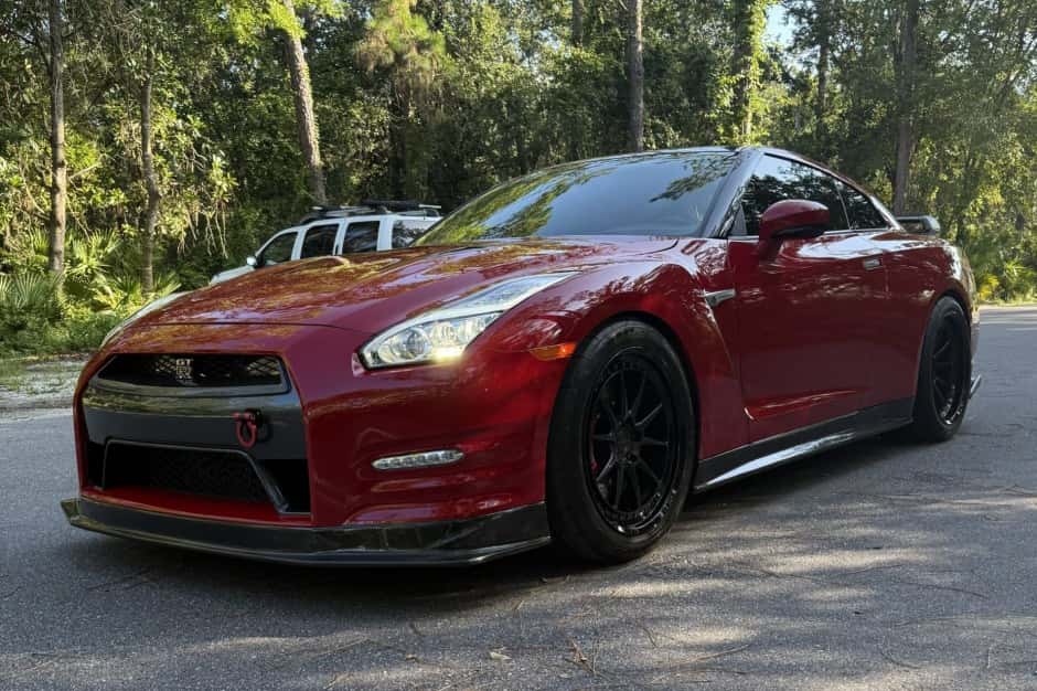 2015 Nissan GT-R R35 sold for $78,500