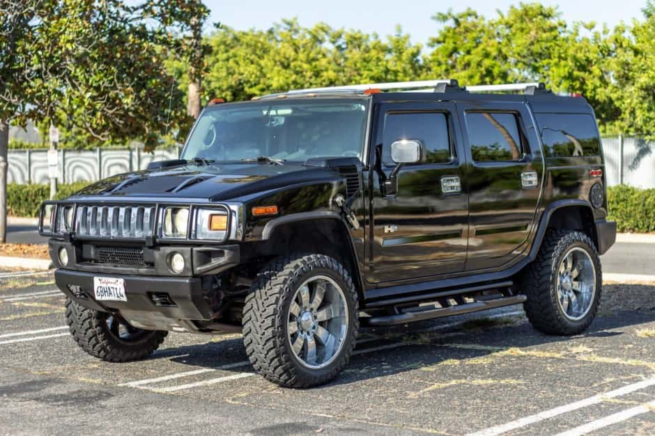 2004 Hummer H2 sold for $10,275