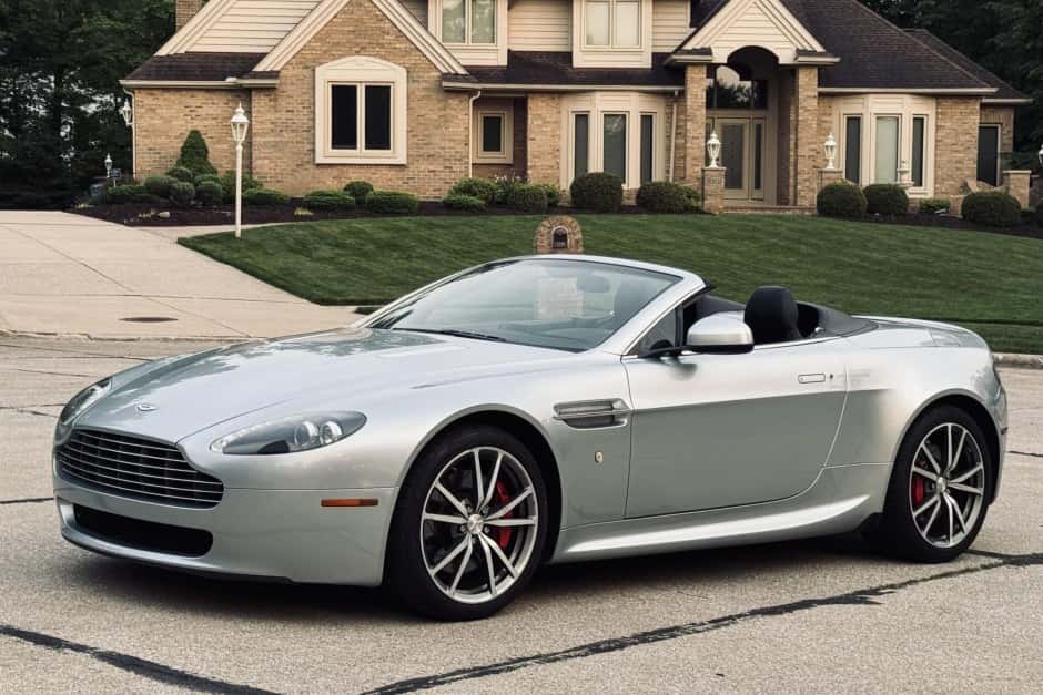 2012 Aston Martin V8 Vantage (2006+) sold for $42,222