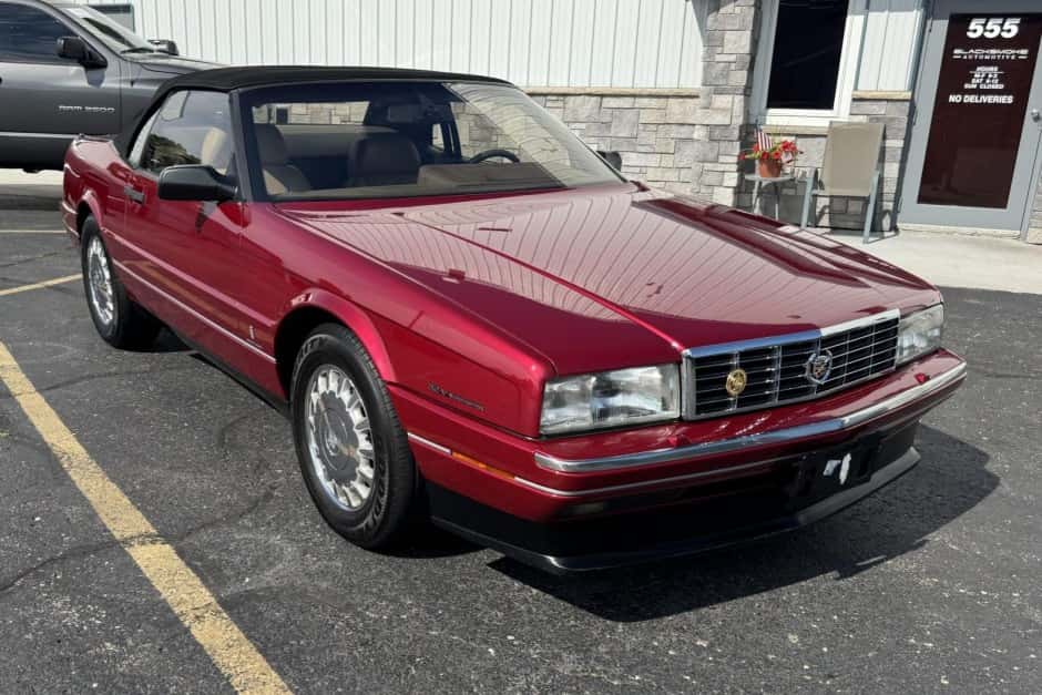 1993 Cadillac Allanté sold for $9,200