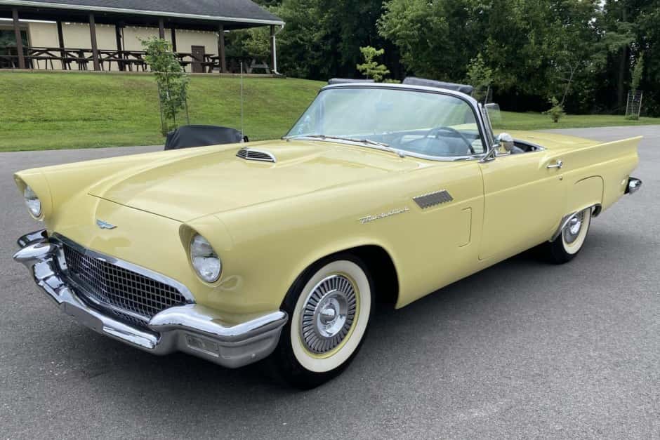 1957 Ford Thunderbird (1955-1957) sold for $19,700