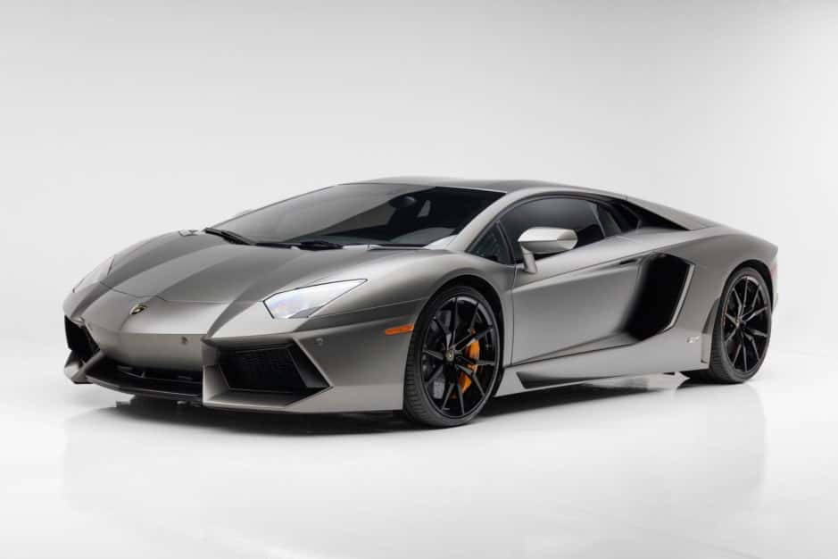 2013 Lamborghini Aventador sold for $300,000