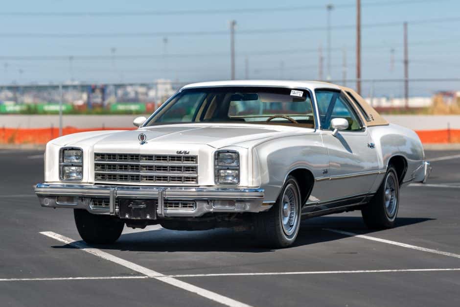 1977 Chevrolet Monte Carlo sold for $8,000