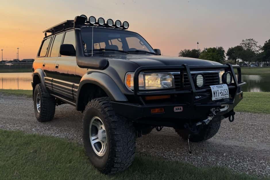 1996 Lexus LX450 sold for $13,750