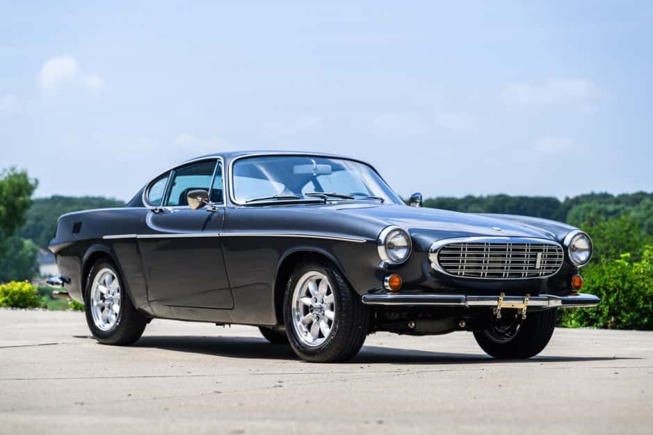 1971 Volvo P1800/1800 sold for $47,000