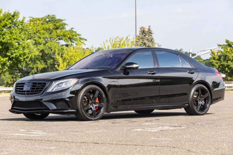 2017 Mercedes-Benz W222 S-Class sold for $30,000