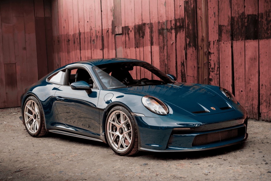 2024 Porsche 992 911 (Non-Turbo/GT2/GT3) sold for $648,888
