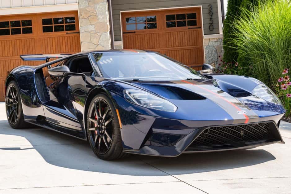 2022 Ford GT 2nd Generation sold for $850,000