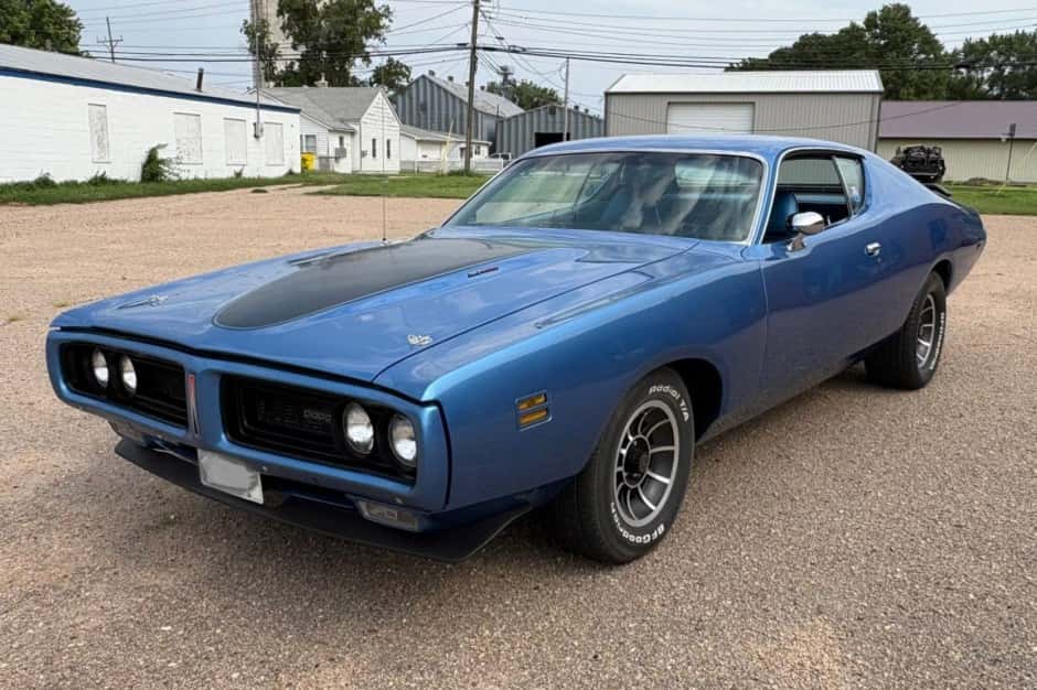 1971 Dodge Charger sold for $25,000