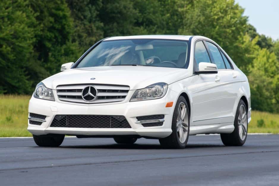 2013 Mercedes-Benz W204 C-Class sold for $14,550