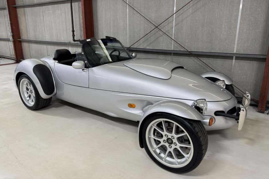 1999 Panoz Roadster sold for $40,000