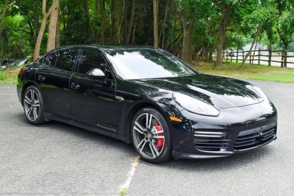 2014 Porsche Panamera sold for $22,250