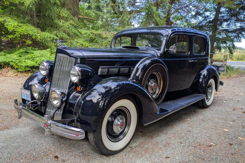 1936 Packard Eight sold for $20,800