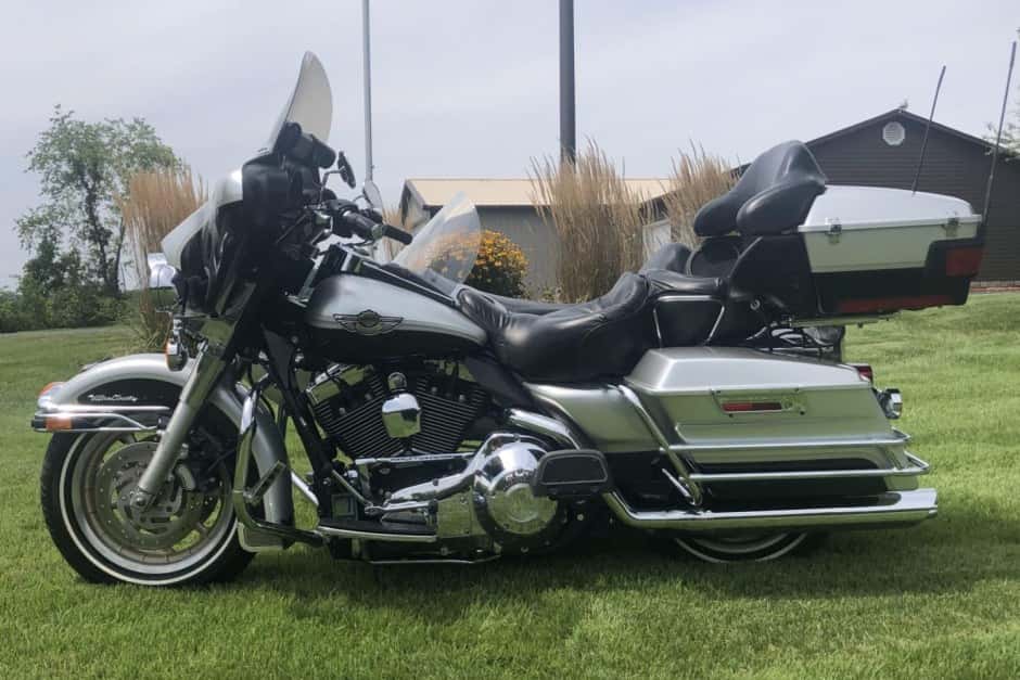 2003 Harley-Davidson Touring sold for $15,000