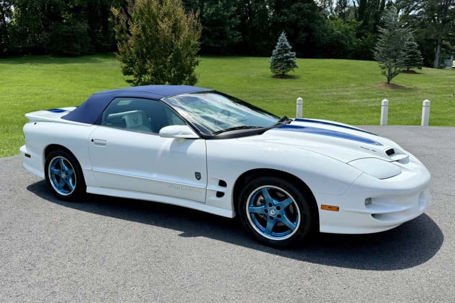 1999 Pontiac Firebird (1993-2002) sold for $59,000