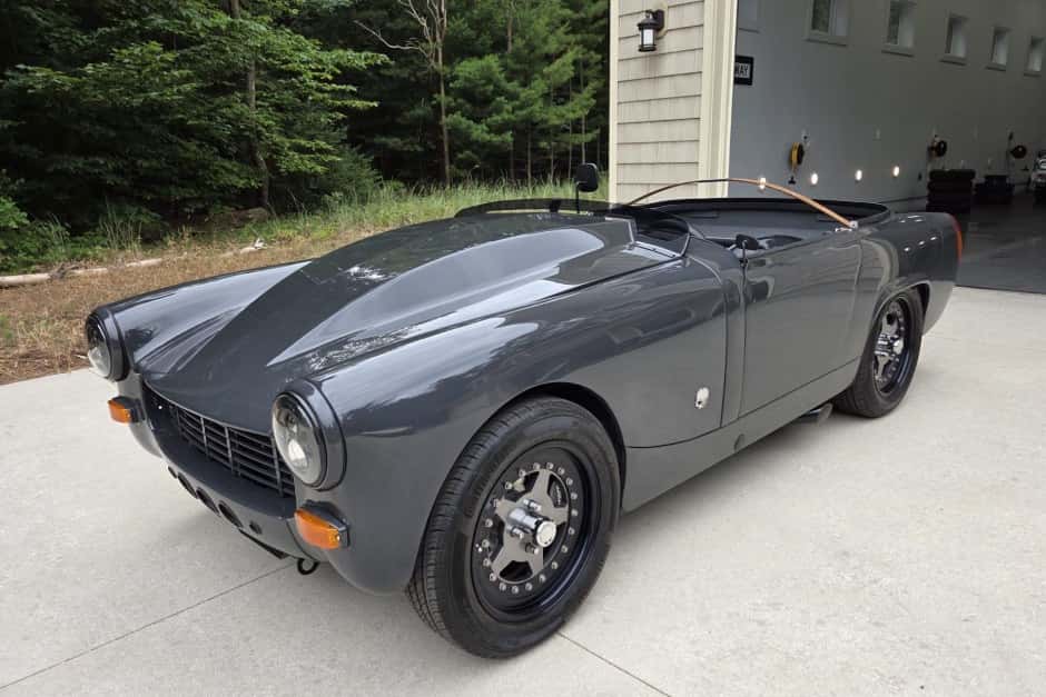 1971 MG Midget sold for $15,000