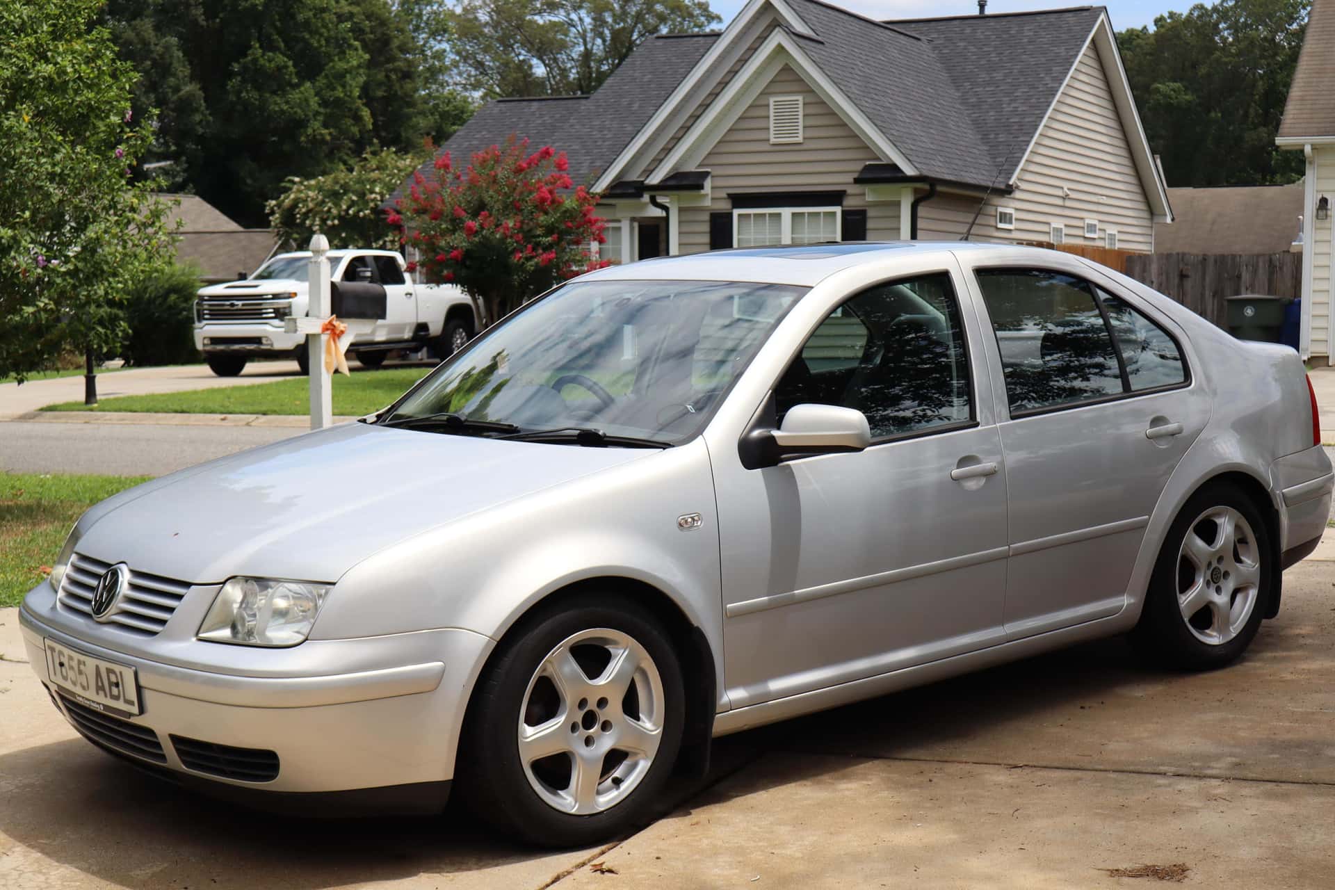 1999 Volkswagen Jetta sold for $5,800