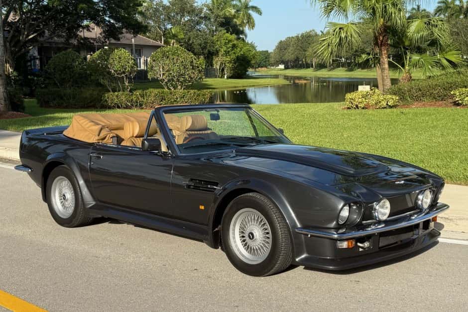 1989 Aston Martin V8 (1977-1989) sold for $280,000